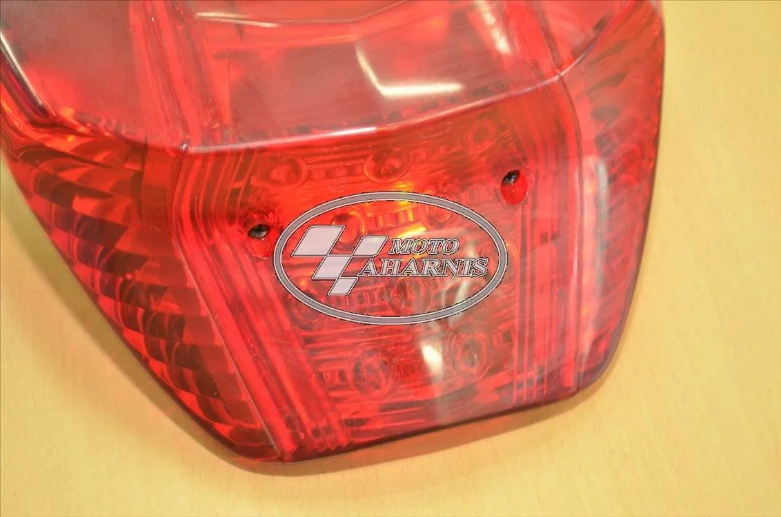 ΦΑΝΑΡΙ ΠΙΣΩ INNOVA INJECTION 125