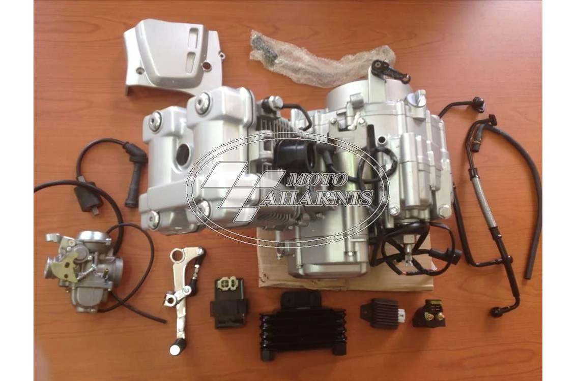 ΜΟΤΕΡ SUZUKI FX125 ΜΕ ΌΛΑ ΤΑ ΠΑΡΕΛΚΟΜΕΝΑ